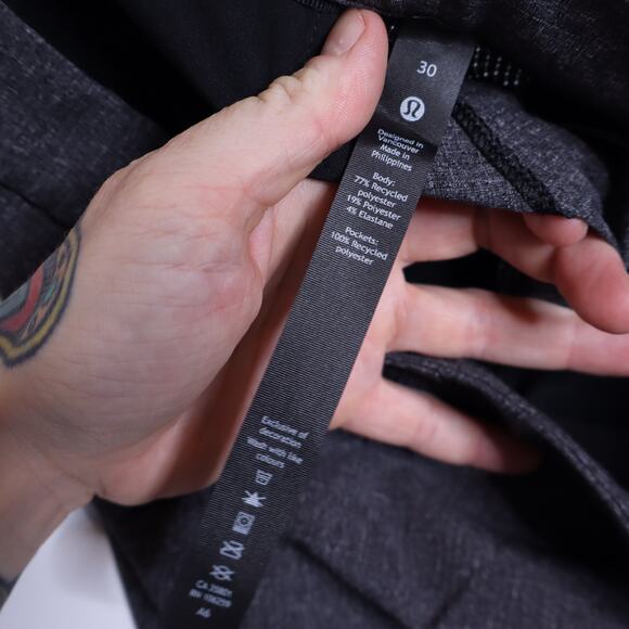 LULULEMON NEW Commission Short Classic 9" Heathered Black Casual Men's 30 - Picture 9 of 10